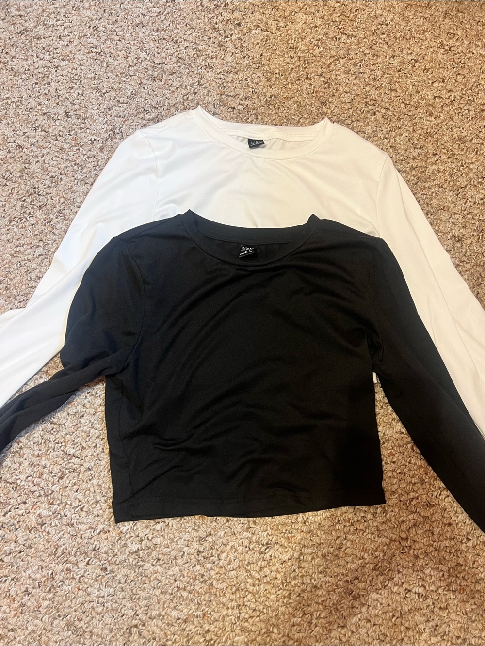 SHEIN Black & White Long-Sleeve Crewneck Tops